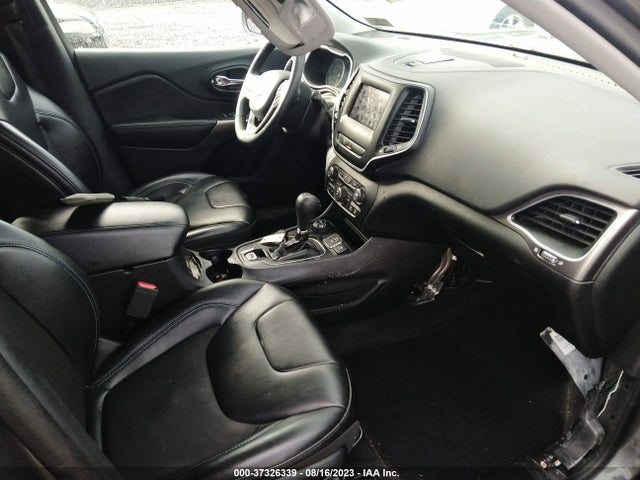1C4PJMLB6KD380246 Jeep Cherokee Latitude Plus 4x4