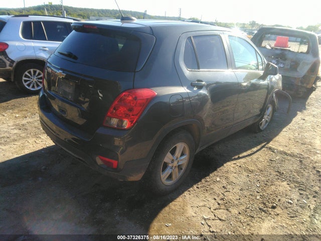 Chevrolet TRAX LS 2020 3GNCJKSB7LL134331 Image 4