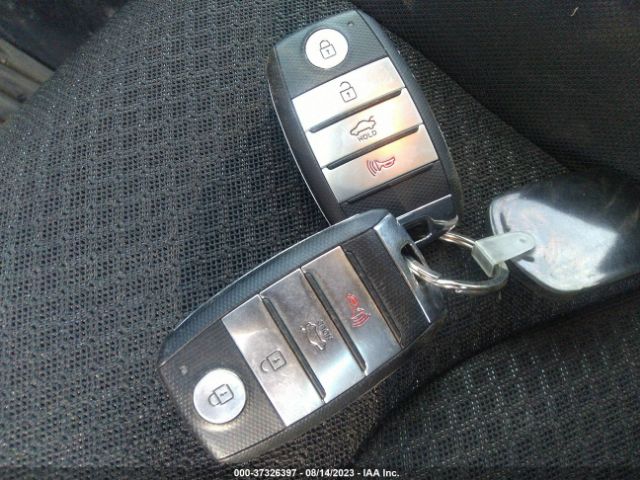 5XXGT4L10GG095847 KIA Optima Lx Turbo