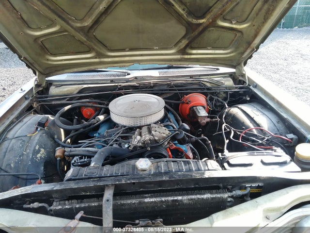1968 CHRYSLER NEWPORT VIN: CL23C8C137765