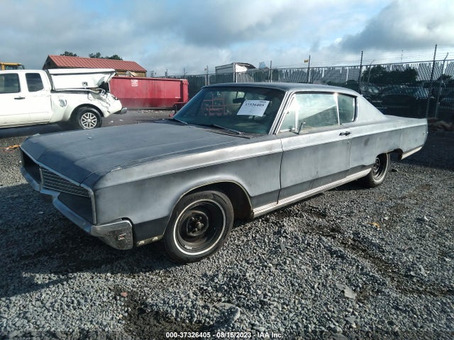 1968 CHRYSLER NEWPORT VIN: CL23C8C137765