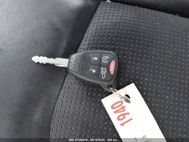 Chrysler 200 Limited 2014 1C3CCBCG6EN172587 Image 11