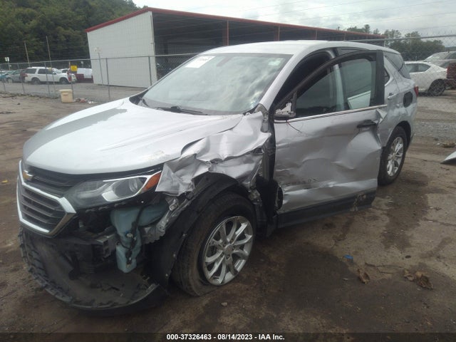 Chevrolet EQUINOX LT 2018 2GNAXSEV9J6210001 Image 2