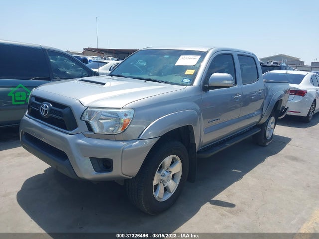 Toyota Tacoma Prerunner 2015 3TMJU4GN9FM179128 Image 2
