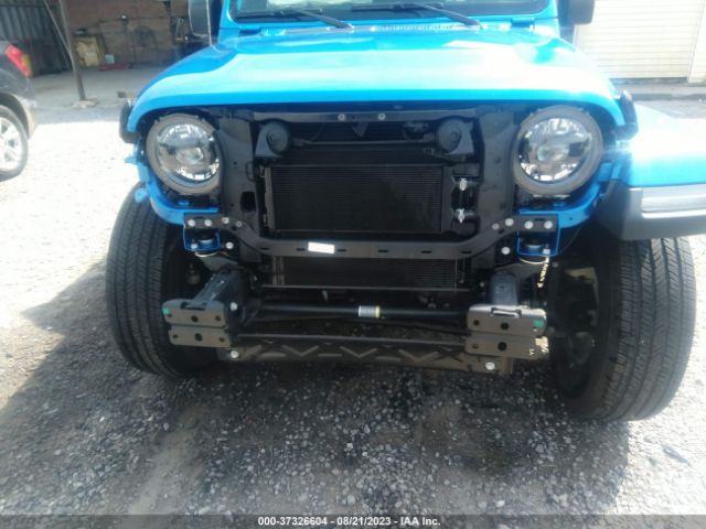 1C4HJXEG1PW501758 Jeep Wrangler Sahara
