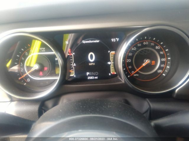 1C4HJXEG1PW501758 Jeep Wrangler Sahara