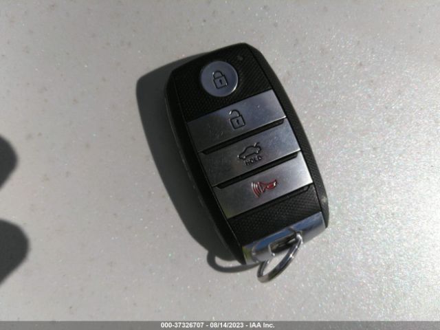 5XXGV4L28GG024477 KIA Optima Sxl Turbo