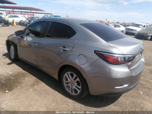 3MYDLBZV0GY112138 Scion IA