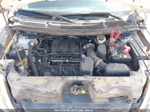 Ford UTILITY POLICE 2015 1FM5K8AR2FGB52305 Image 16
