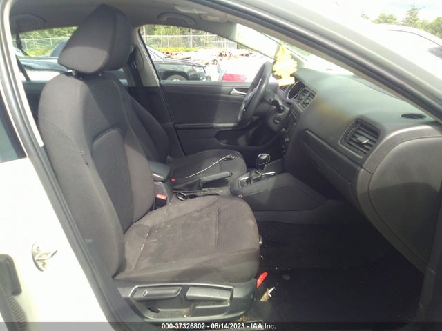 3VW2K7AJ8FM304196 Volkswagen Jetta Sedan 2.0l S W/technology