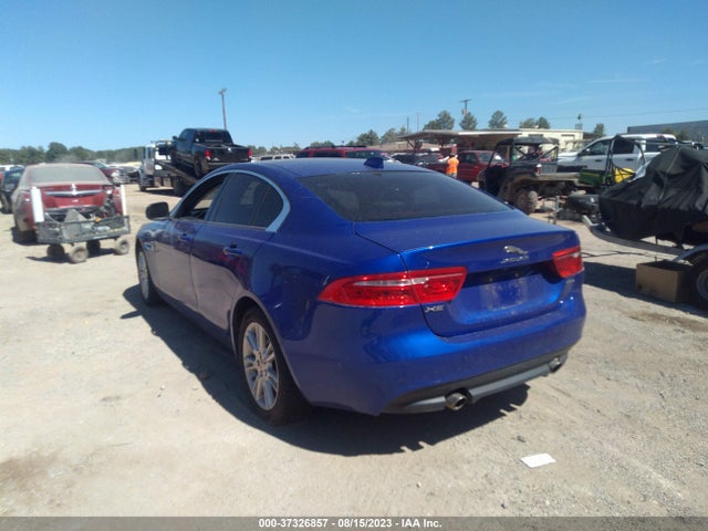 2018 JAGUAR XE SAJAD4FX7JCP34415 Photo 2