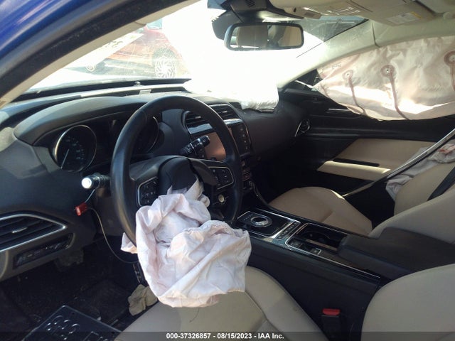 2018 JAGUAR XE SAJAD4FX7JCP34415 Photo 4