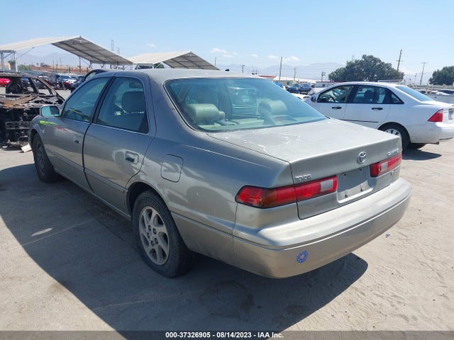 1998 TOYOTA CAMRY LE/XLE VIN: JT2BF28KXW0086962