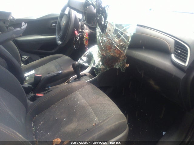 Chevrolet TRAX LS 2020 3GNCJKSB0LL204364 Image 5