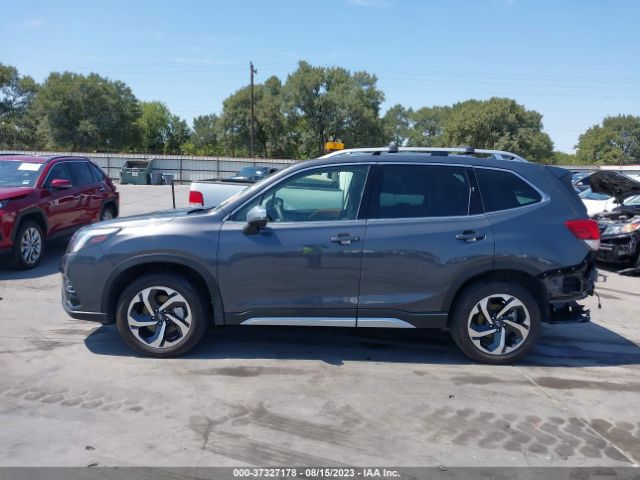 JF2SKARCXPH454128 Subaru Forester Touring