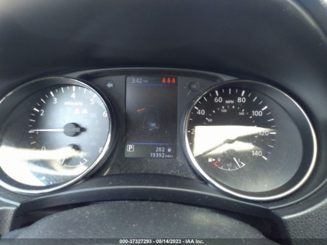 JN1BJ1BV0MW573782 Nissan Rogue Sport Sv