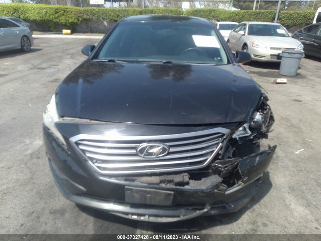 Hyundai SONATA SE 2017 5NPE24AF7HH570974 Image 4