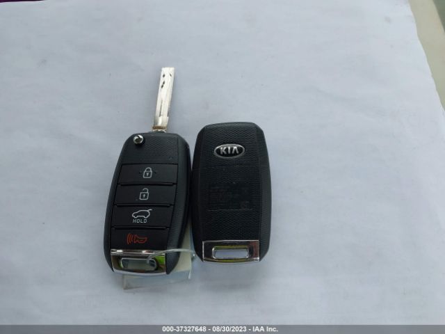 KNDPMCAC9L7800952 KIA Sportage Lx