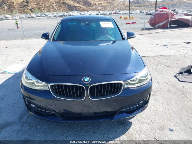 2018 BMW 3 Series, VIN: WBA8Y3C52JG451540