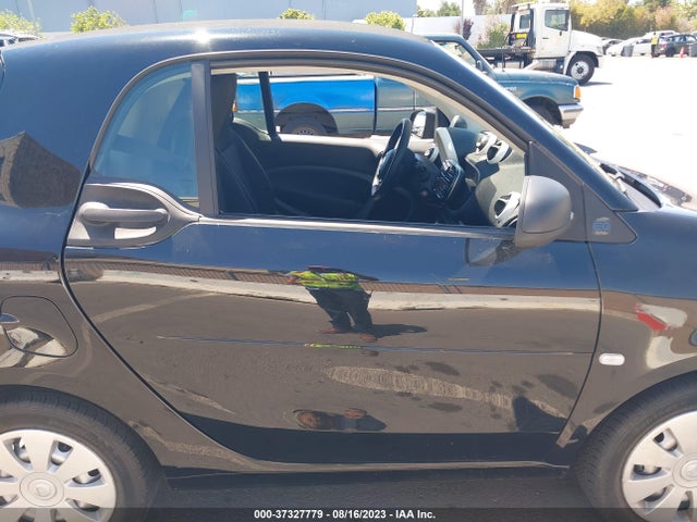 2019 Smart Fortwo, VIN: WMEFJ9BA0KK383089