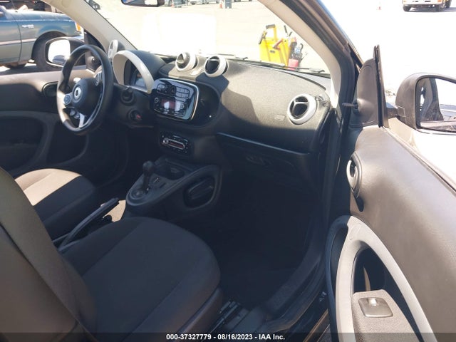 2019 Smart Fortwo, VIN: WMEFJ9BA0KK383089