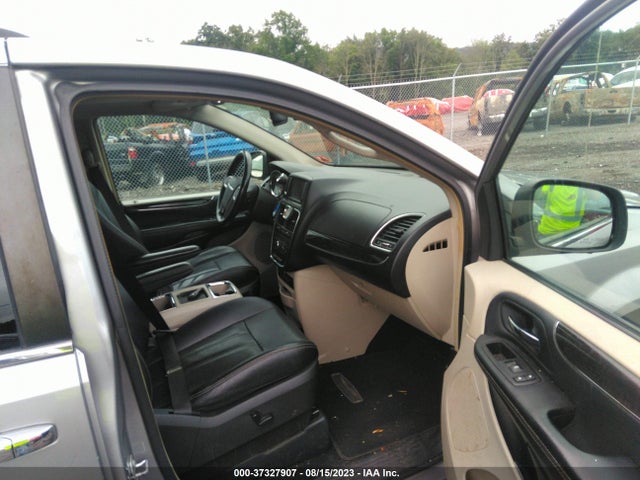 2016 CHRYSLER TOWN & COUNTRY TOURING-L ANNIVERSARY VIN: 2C4RC1CG3GR104723