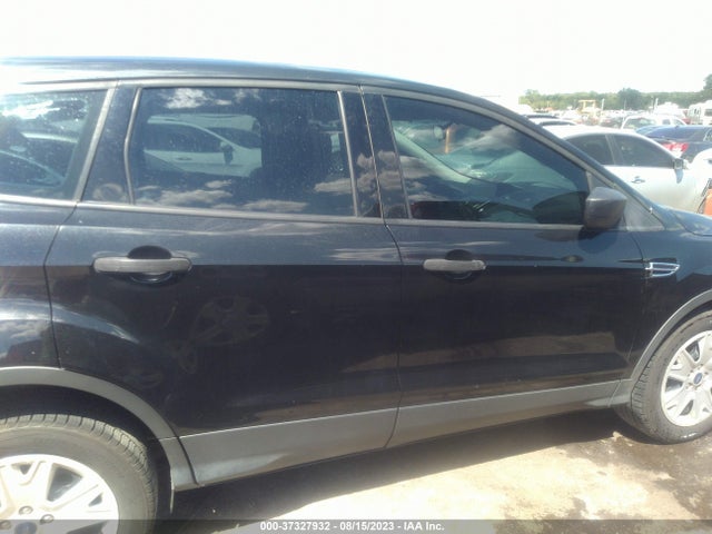 2014 FORD ESCAPE S VIN: 1FMCU0F70EUC21082