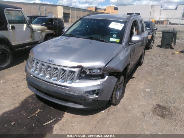 1C4NJDEB5ED852798 Jeep Compass Latitude