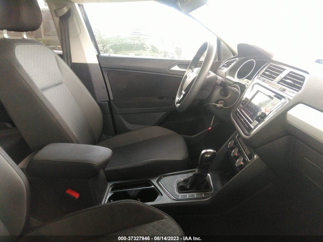 3VV1B7AX6LM126546 Volkswagen TIGUAN S