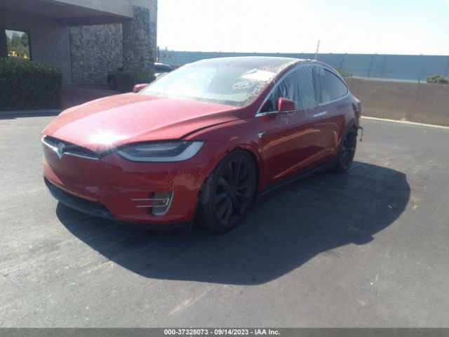 5YJXCAE29JF119884 Tesla Model X 75d/100d/p100d