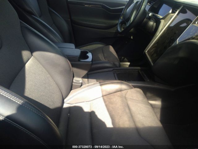 5YJXCAE29JF119884 Tesla Model X 75d/100d/p100d