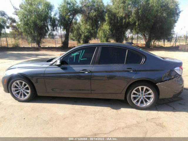 WBA8E5G52JNU47885 BMW 3 Series 320i Xdrive