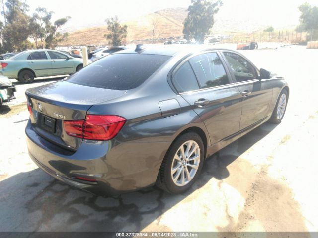 WBA8E5G52JNU47885 BMW 3 Series 320i Xdrive