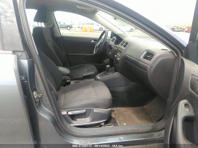 3VW2K7AJ7EM397114 Volkswagen Jetta Sedan S