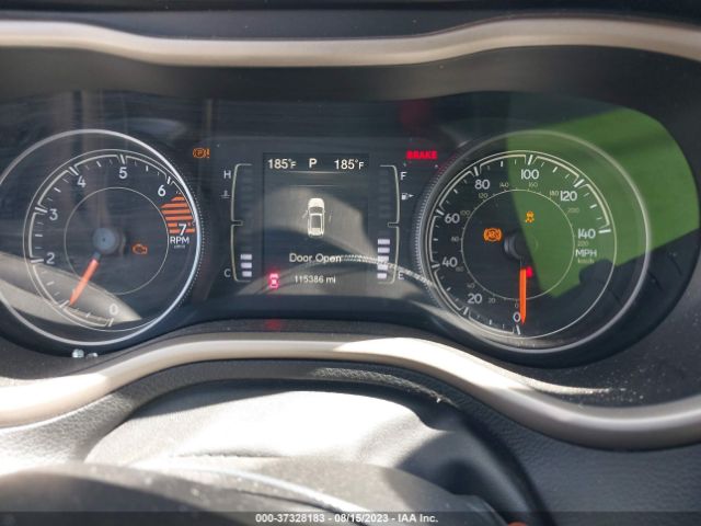 1C4PJLAB4HW577507 Jeep Cherokee Altitude