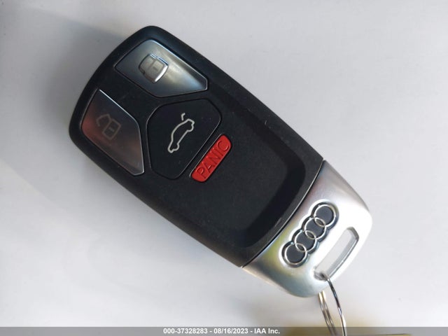 WA1BNAFY5J2041379 Audi Q5 Premium Plus