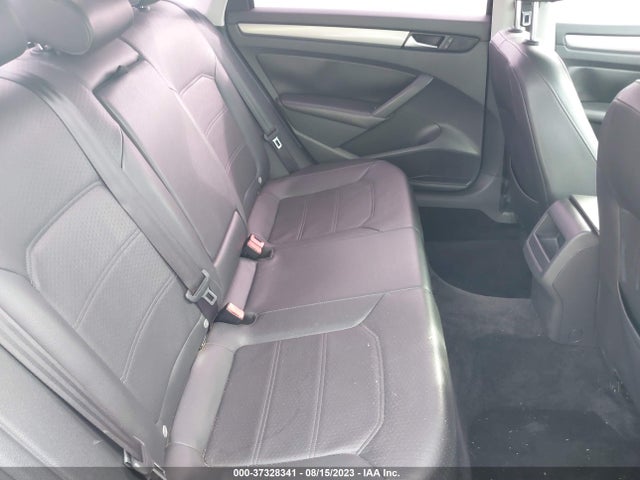 1VWAT7A37EC081109 Volkswagen Passat Wolfsburg Ed