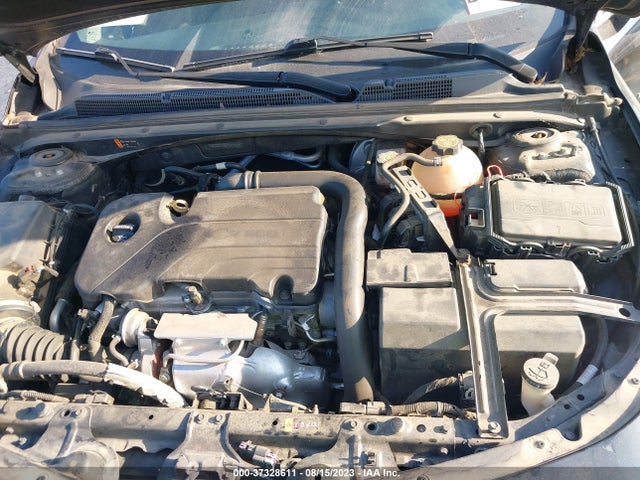 Chevrolet MALIBU LT 2018 1G1ZD5ST8JF141230 Image 16