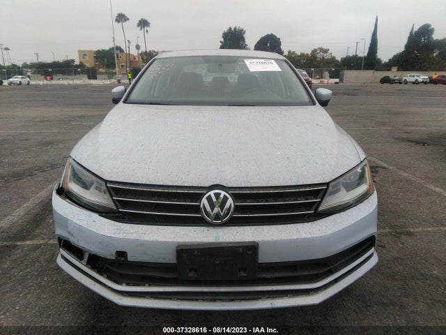 3VW2B7AJ8HM405449 Volkswagen Jetta 1.4t S