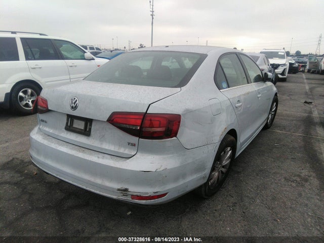 3VW2B7AJ8HM405449 Volkswagen Jetta 1.4t S