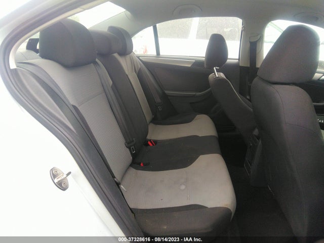 3VW2B7AJ8HM405449 Volkswagen Jetta 1.4t S