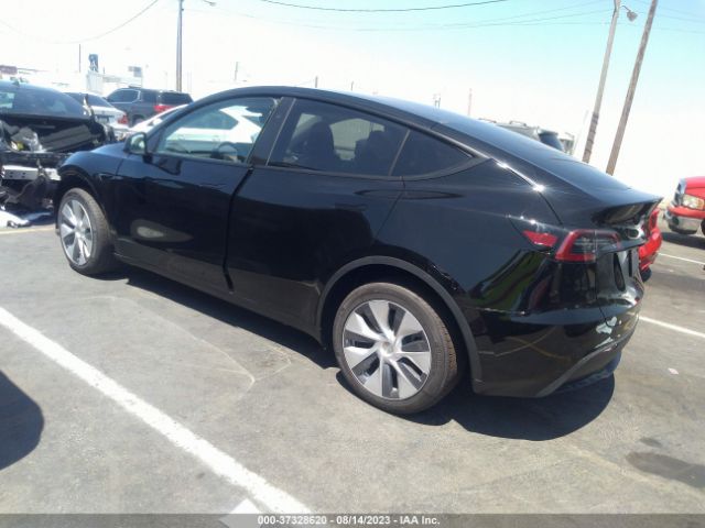 7SAYGDEE9PA153546 Tesla Model Y Long Range