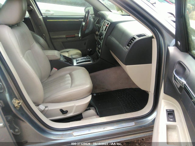2006 CHRYSLER 300 C VIN: 2C3KA63H86H435285