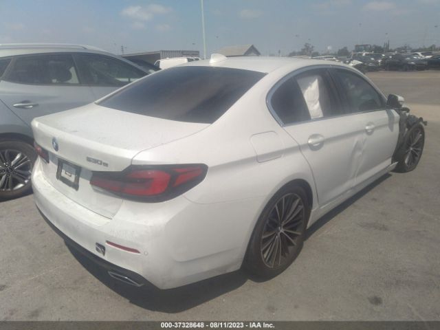 2022 BMW 5 SERIES WBA13AG08NCK31237 Photo 3