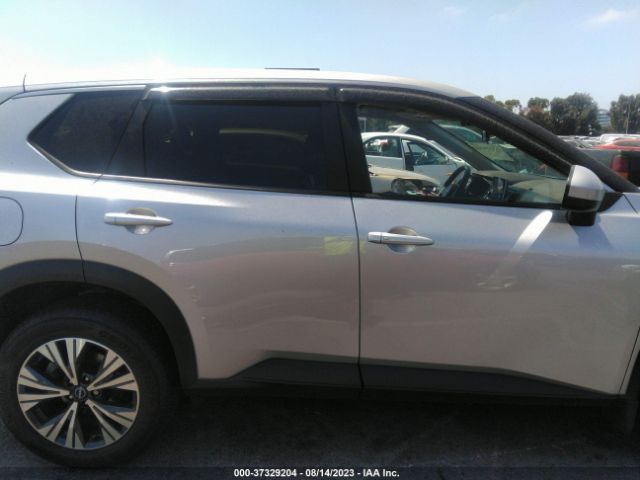 JN8BT3BA2PW415114 Nissan ROGUE SV