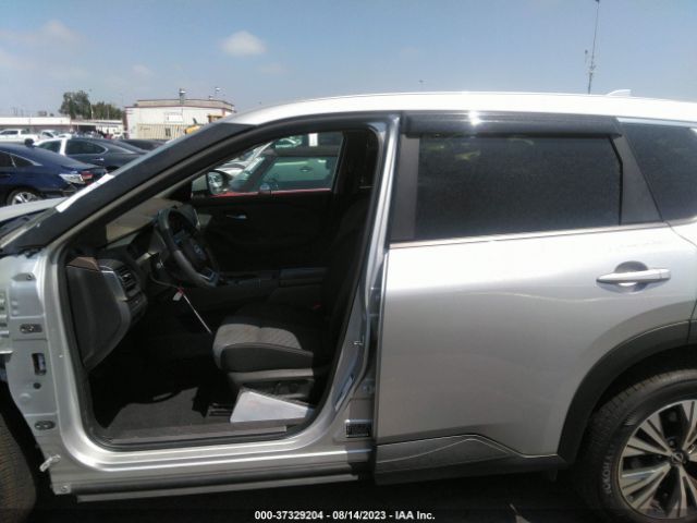 JN8BT3BA2PW415114 Nissan ROGUE SV