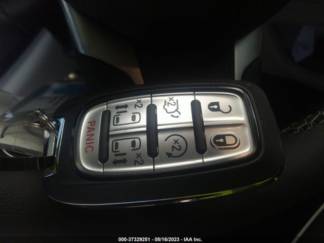 2C4RC1GGXPR536364 Chrysler Pacifica Limited