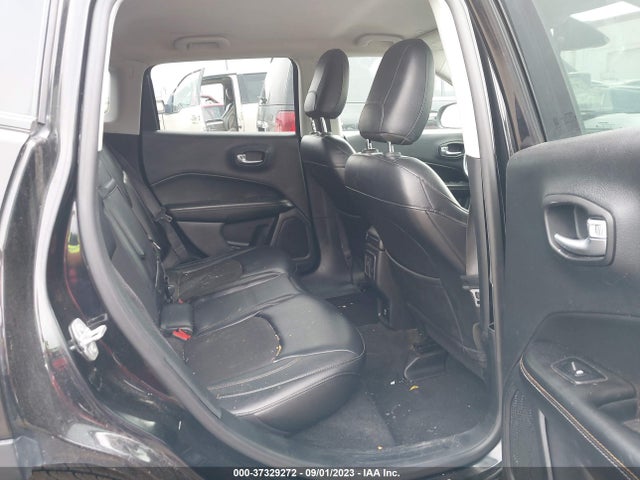 3C4NJDBB9HT680925 Jeep Compass Latitude