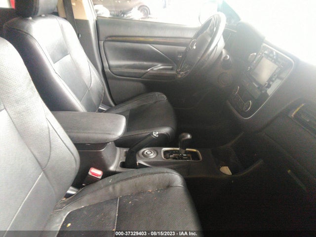 JA4AZ3A36GZ036232 Mitsubishi Outlander Se/sel/es