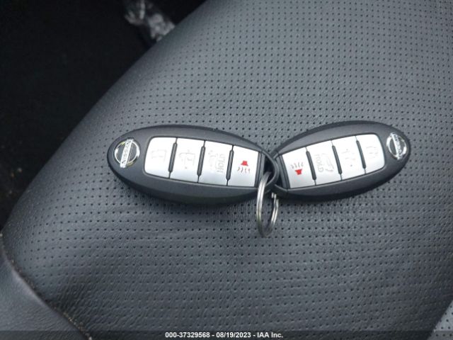 5N1AT2MV9FC802563 Nissan Rogue Sl
